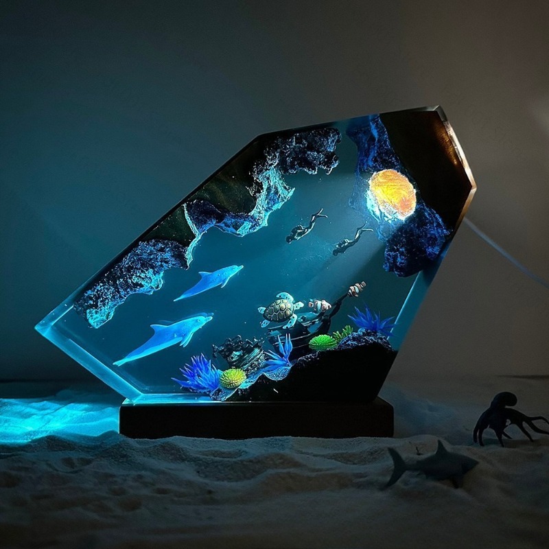 Luce Notturna in Resina con De - Unique Lighting Decor recensione e prezzo